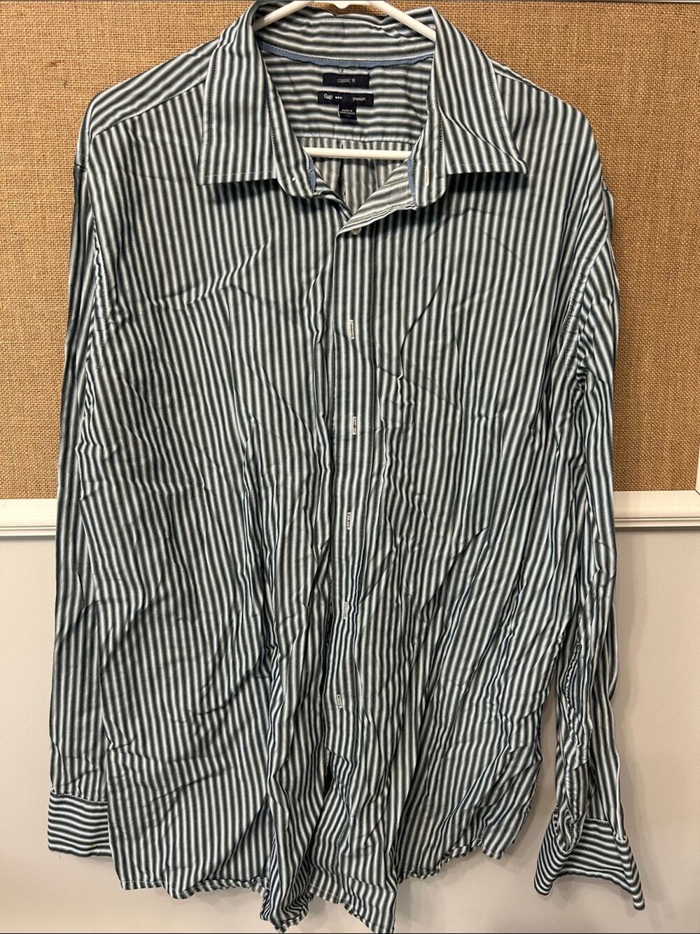 GAP Green and White Vertical Stripe Dress Shirt